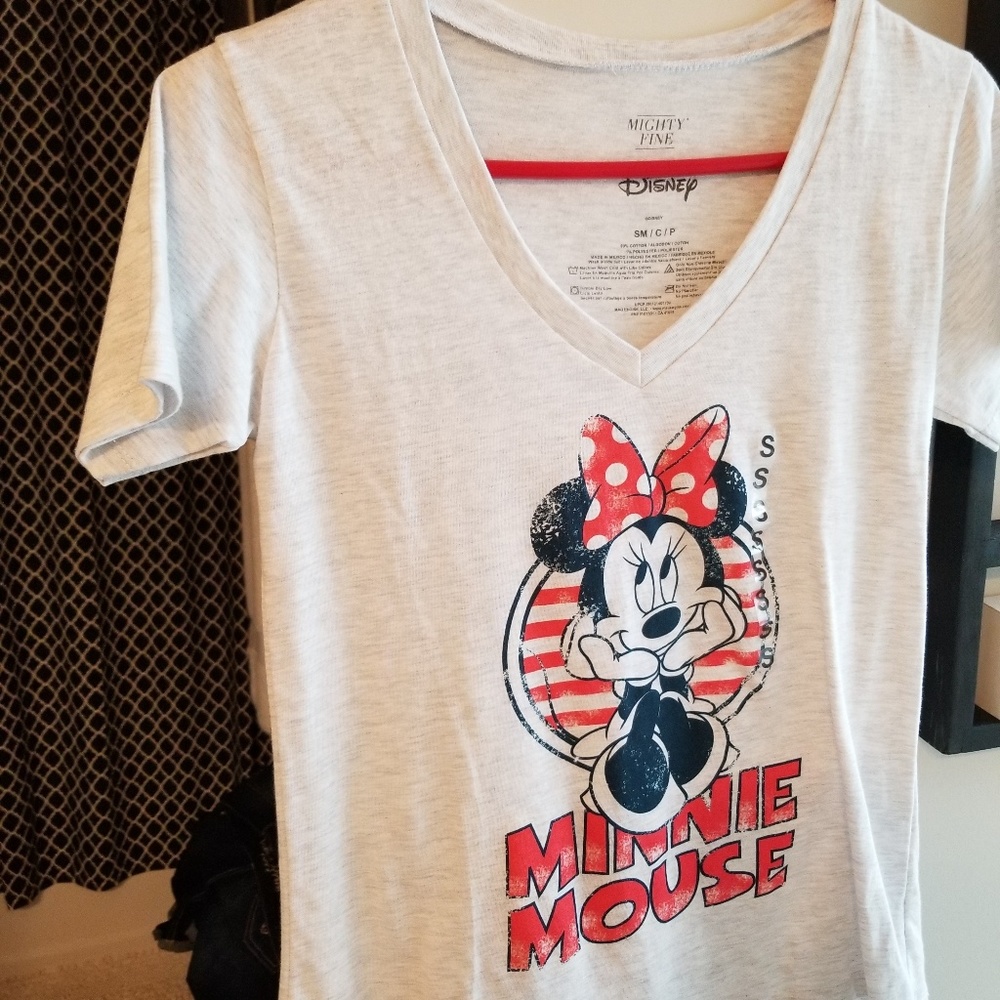Minnie Mouse shirt